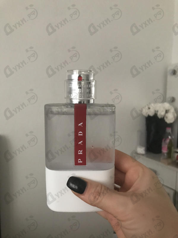 prada luna rossa eau sport review